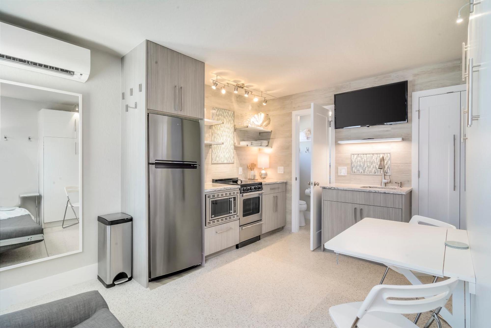 Boutique Vacation Rental Complex At Beach Cocoa Beach Buitenkant foto